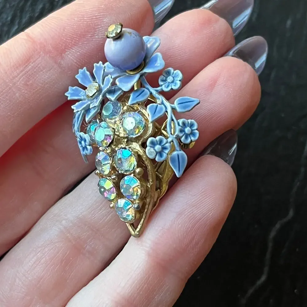 Vintage Gold Tone Floral Blueberry Bush Brooch Blue Flowers AB stones